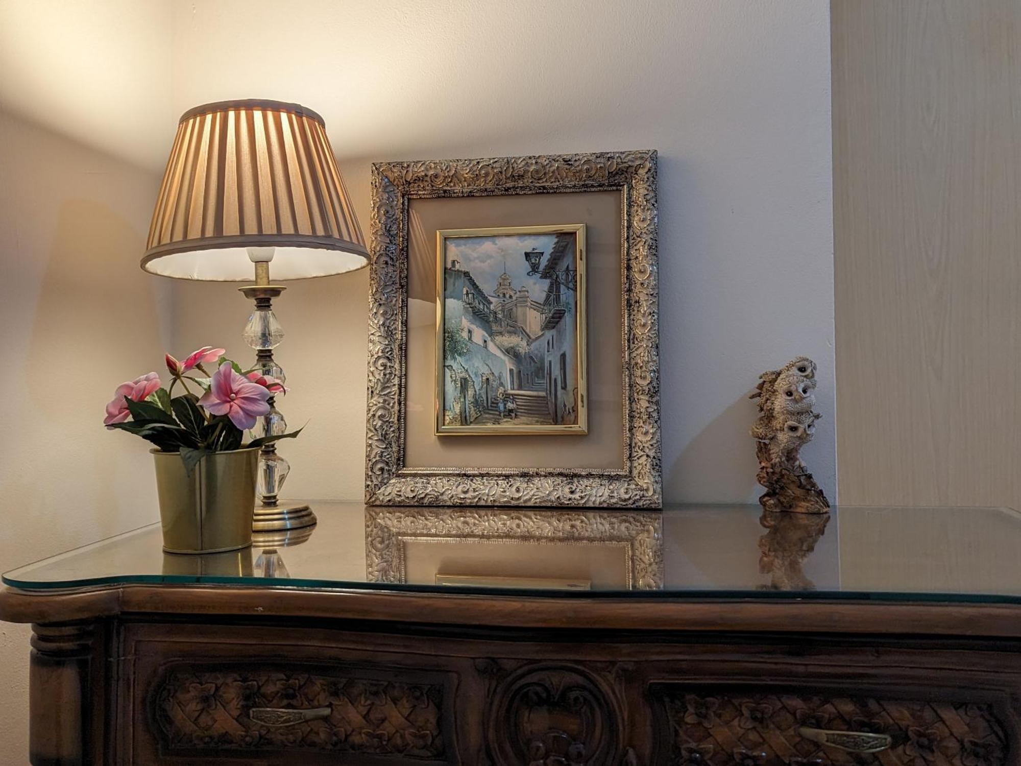Sherlock's House -moray Entire House Two Bedroom 5 Beds Private Free Parking & Wifi Flat Tv Garden Shops * Church Gresley